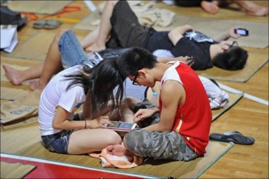 Chinese Students Escape The Summer Heat