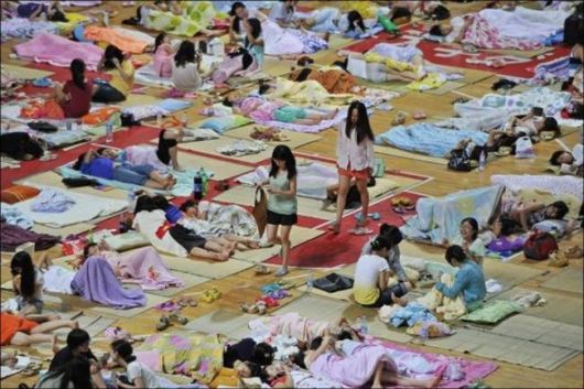 Chinese Students Escape The Summer Heat