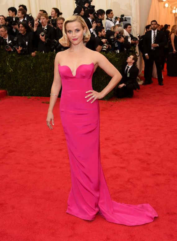 Gorgeous Reese Witherspoon At 2014 Met Gala