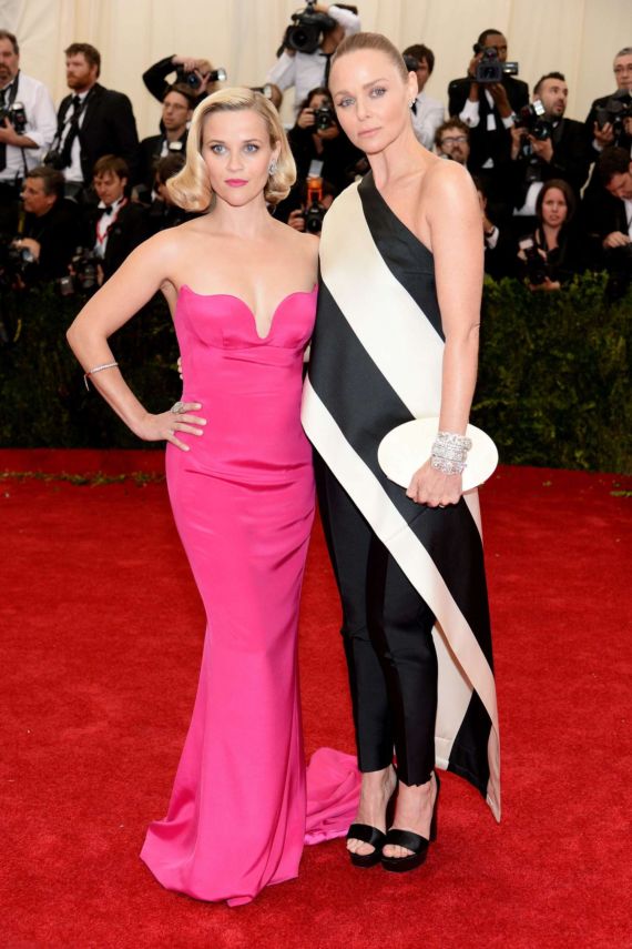 Gorgeous Reese Witherspoon At 2014 Met Gala