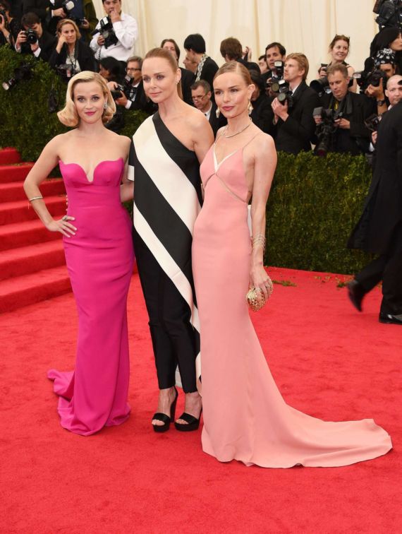 Gorgeous Reese Witherspoon At 2014 Met Gala
