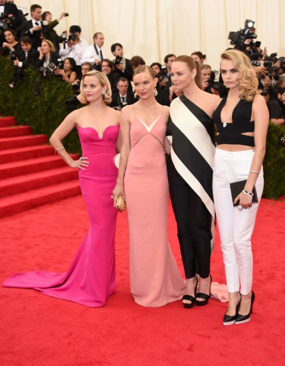 Gorgeous Reese Witherspoon At 2014 Met Gala