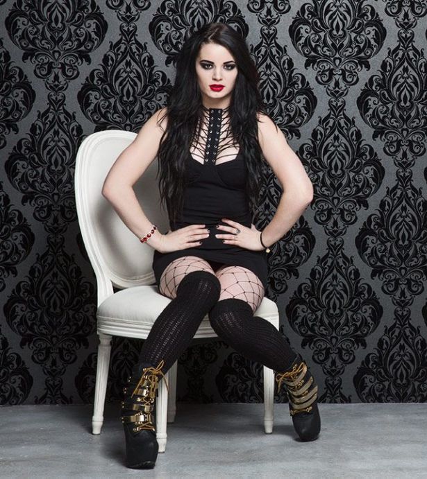 WWE Divas Valentine's Day 2015 Photoshoot