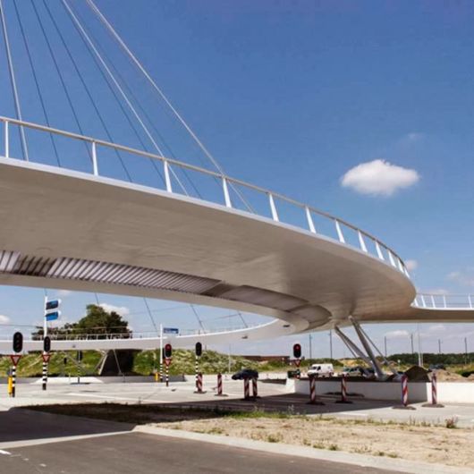 Spectacular New Floating Cycle Roundabout